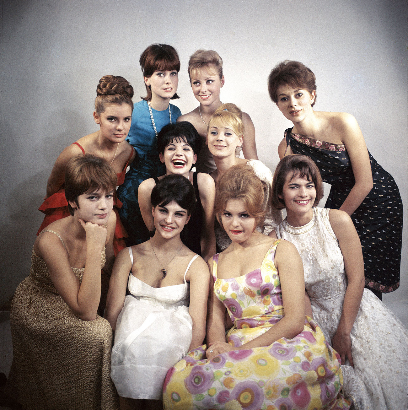 Les starlettes de l'année 1960, 169 ans à elles dix © Raymond Depardon, Magnum photos