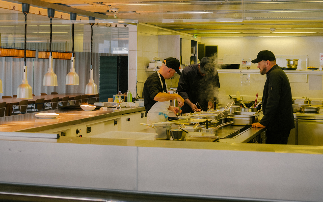 Bouillant, Cuisine - Mucem - 2025 - architectes Rudy Ricciotti et Roland Carta © Maxime Verret - Mucem