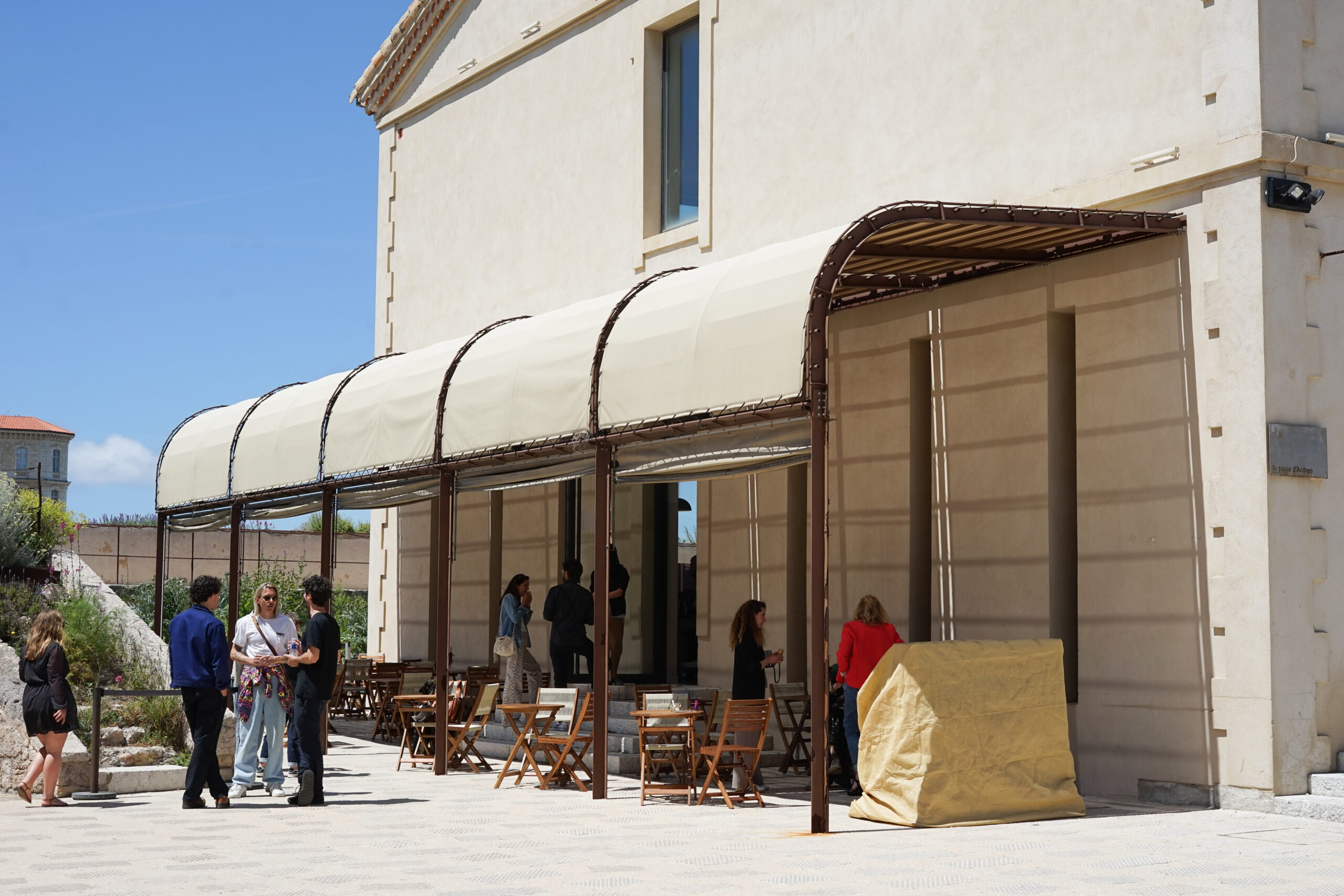 Le café du fort © Julie Cohen, Mucem