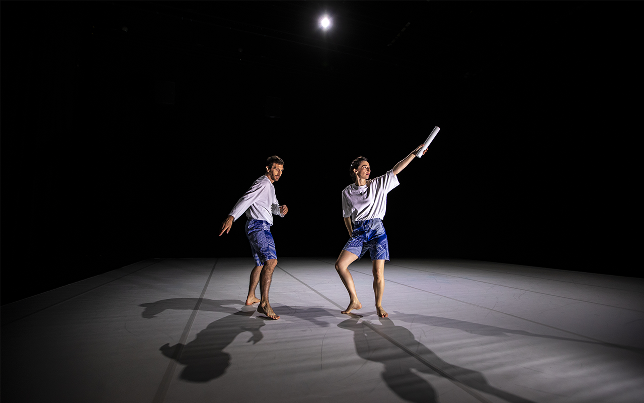 La vie nouvelle, cie Sylvain Huc © Loran Chourrau